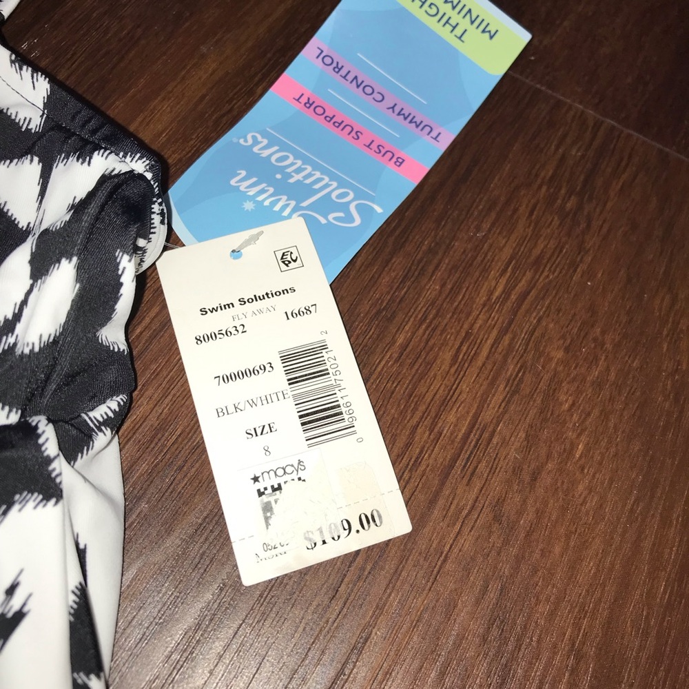 Swim Solutions Tummy-Control Fly Away Swim Dress NWT - Picture 9 of 10